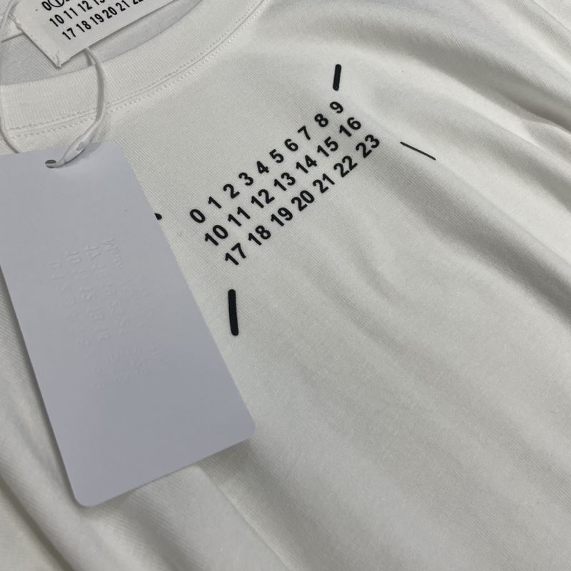 Unclassified Brand T-Shirts